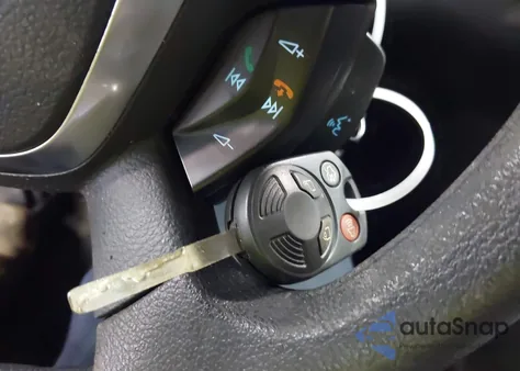 2013 Ford Focus Se z USA, uszkodzony, nr VIN 1FADP3F26DL232202